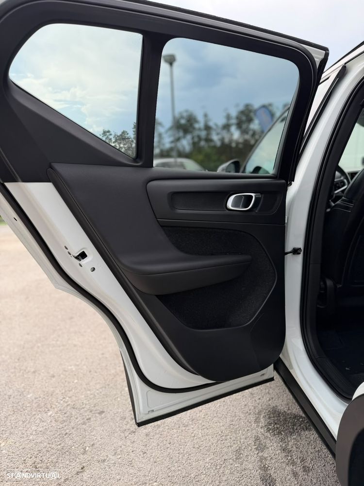 Volvo XC 40 2.0 D3 R-Design - 7