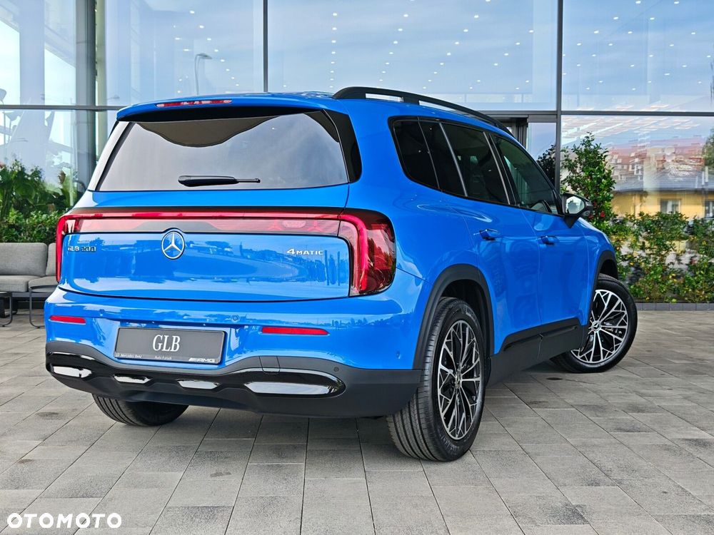 Mercedes-Benz GLB - 5