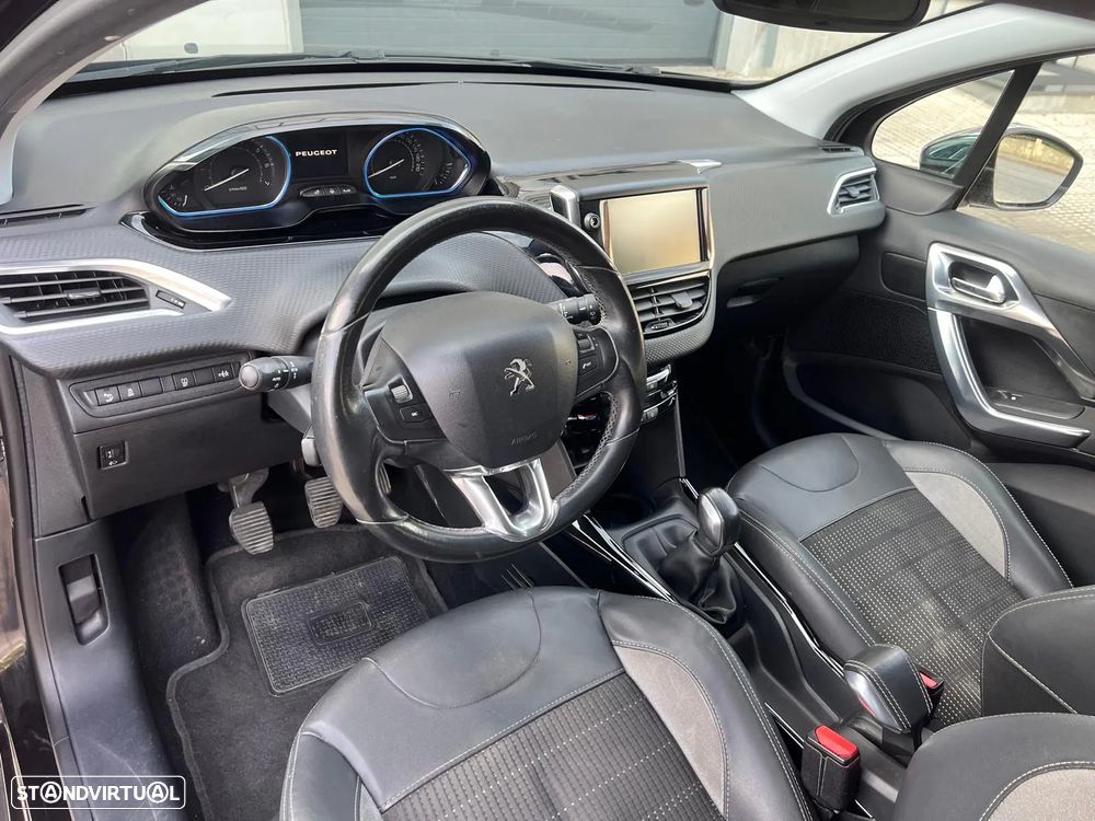 Peugeot 2008 1.2 VTi Allure - 9