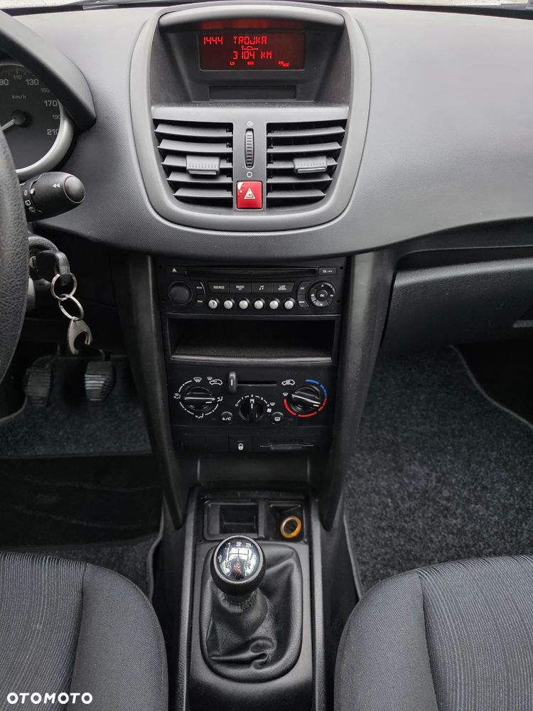 Peugeot 207 90 Tendance - 12