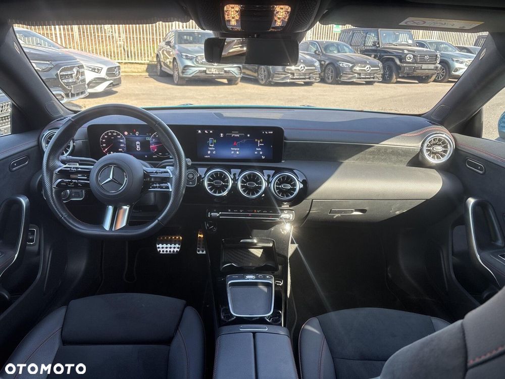 Mercedes-Benz CLA - 14