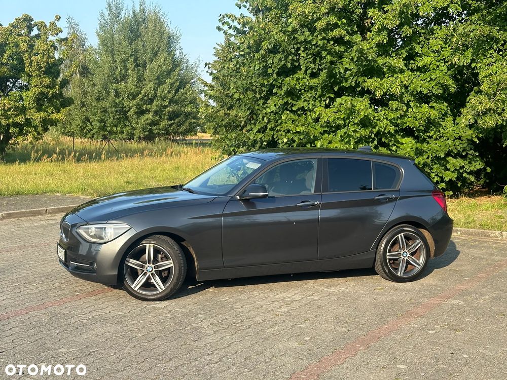 BMW Seria 1 118d Sport Line - 3