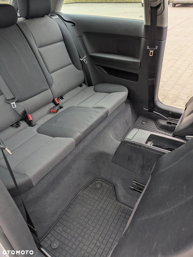 Audi A3 3-drzwiowe 1.6 Ambition - 12
