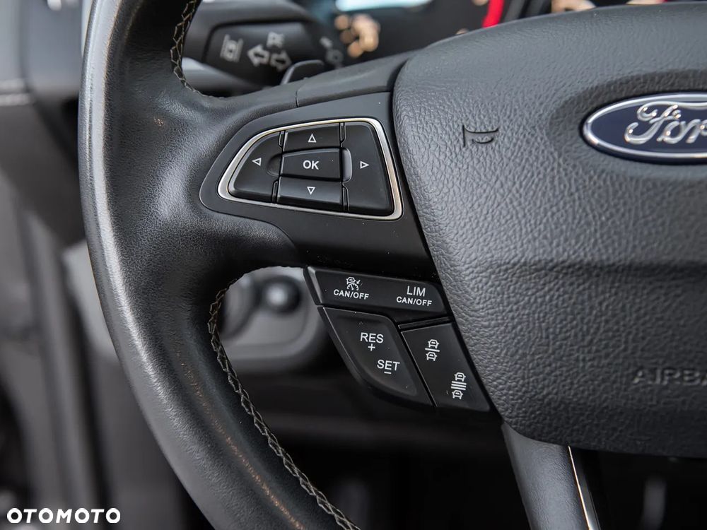 Ford Kuga 2.0 TDCi 4x4 Vignale - 22