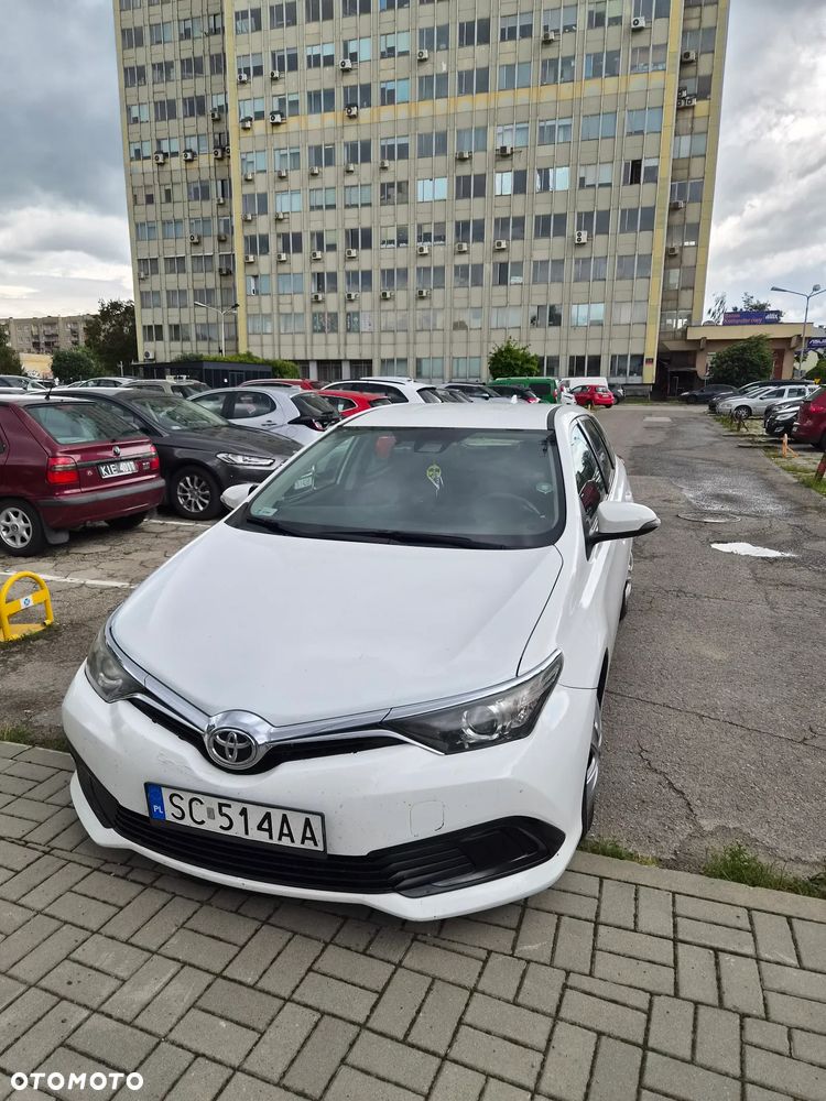 Toyota Auris 1.33 VVT-i Active - 2