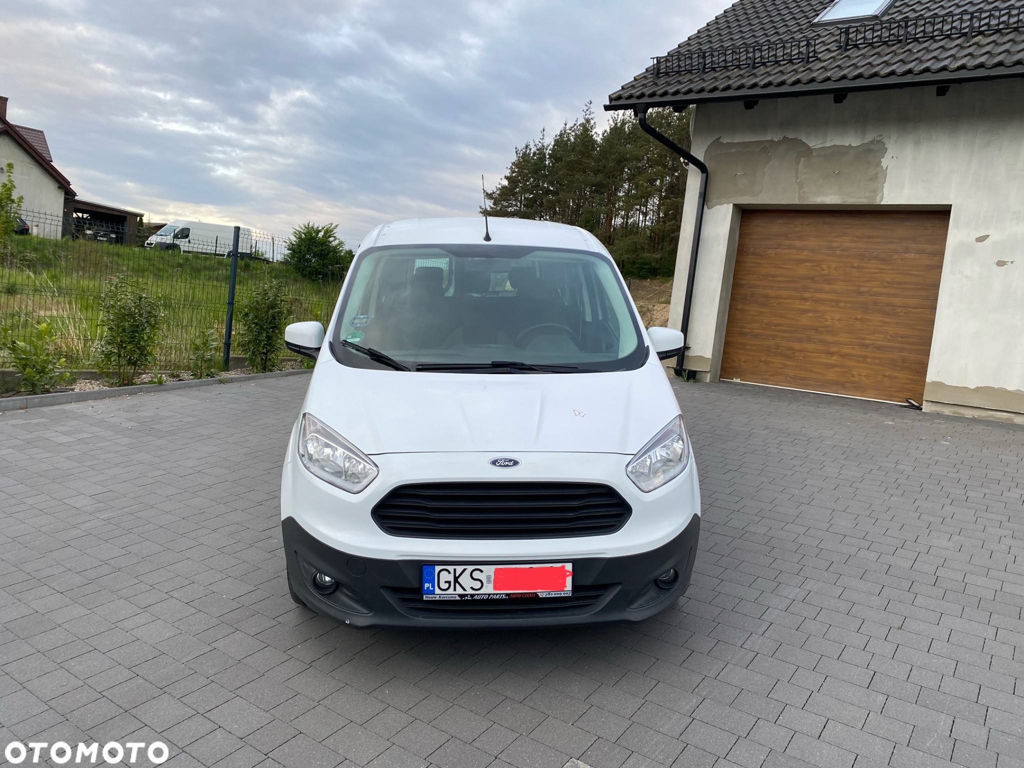 Ford Transit Courier 1.0 EcoBoost Ambiente - 3