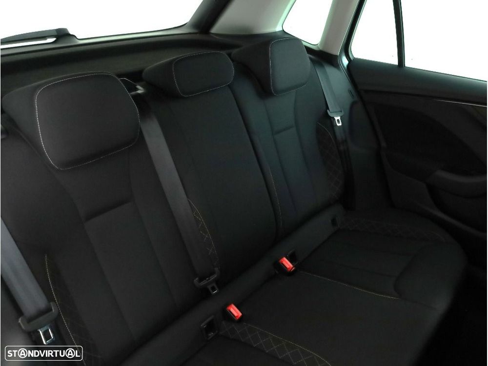 Skoda Kamiq 1.0 TSI Ambition - 15