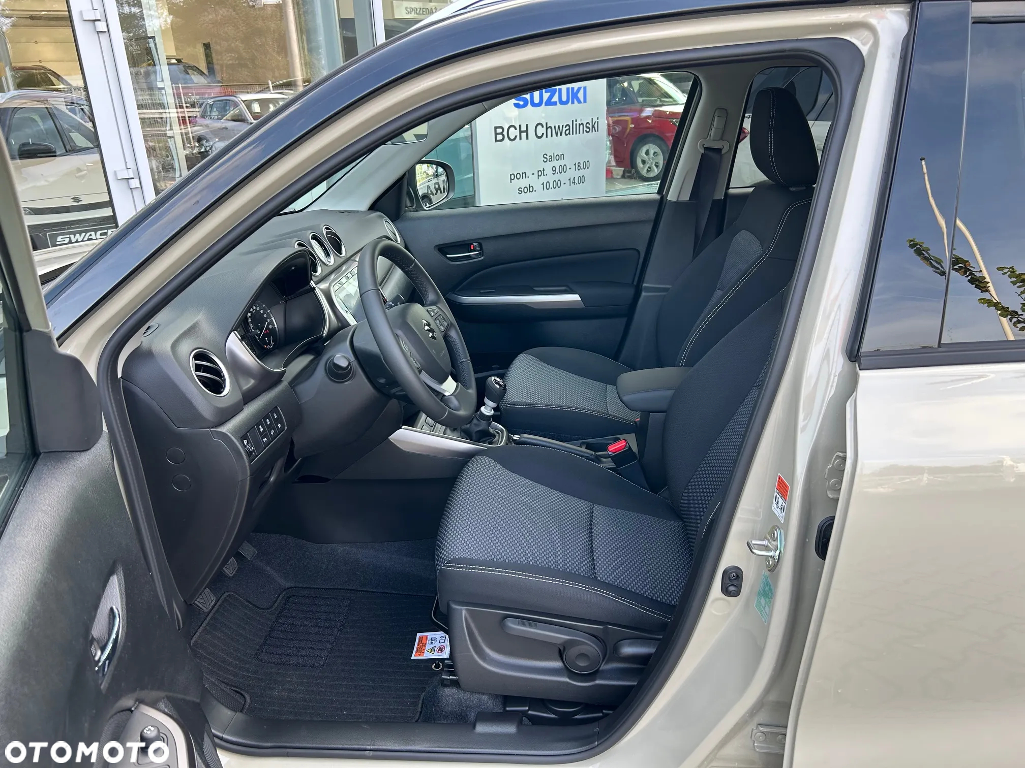 Suzuki Vitara 1.4 Boosterjet mHEV Premium Plus 2WD - 11