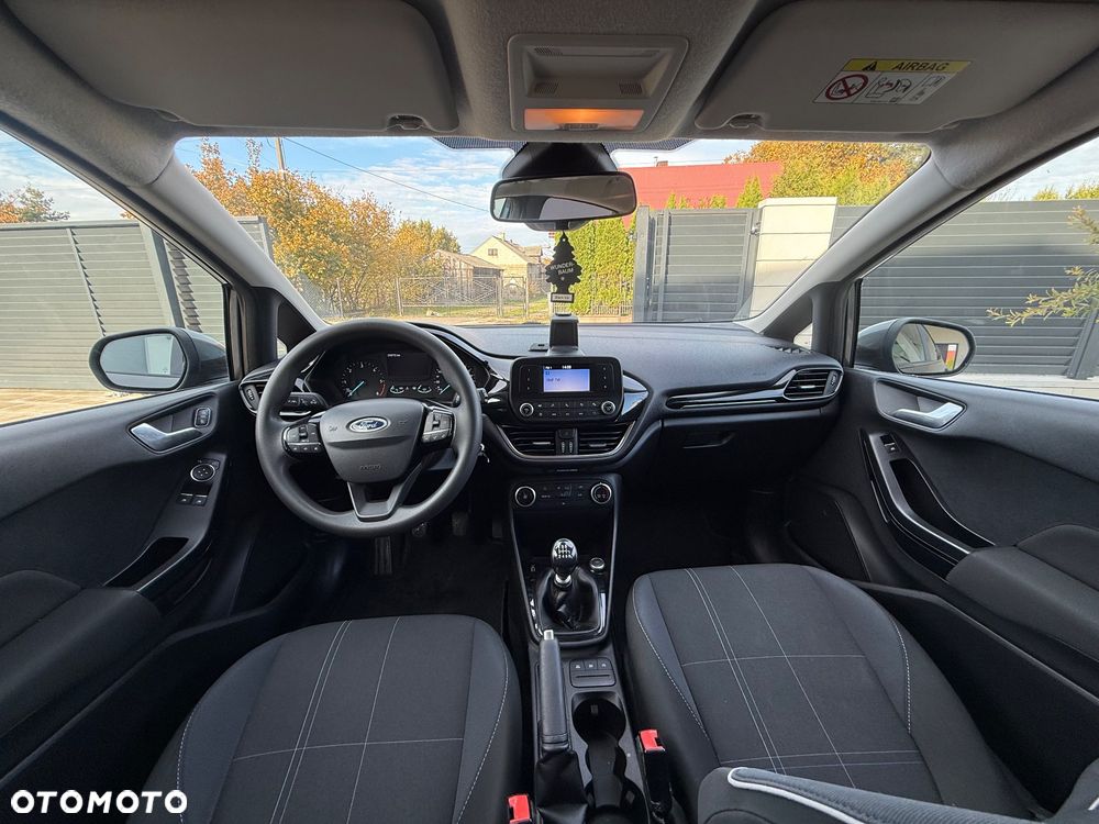 Ford Fiesta - 10