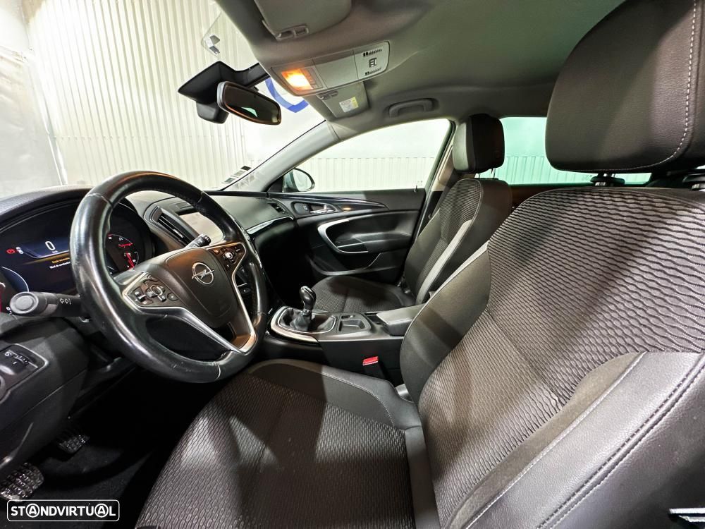 Opel Insignia - 9