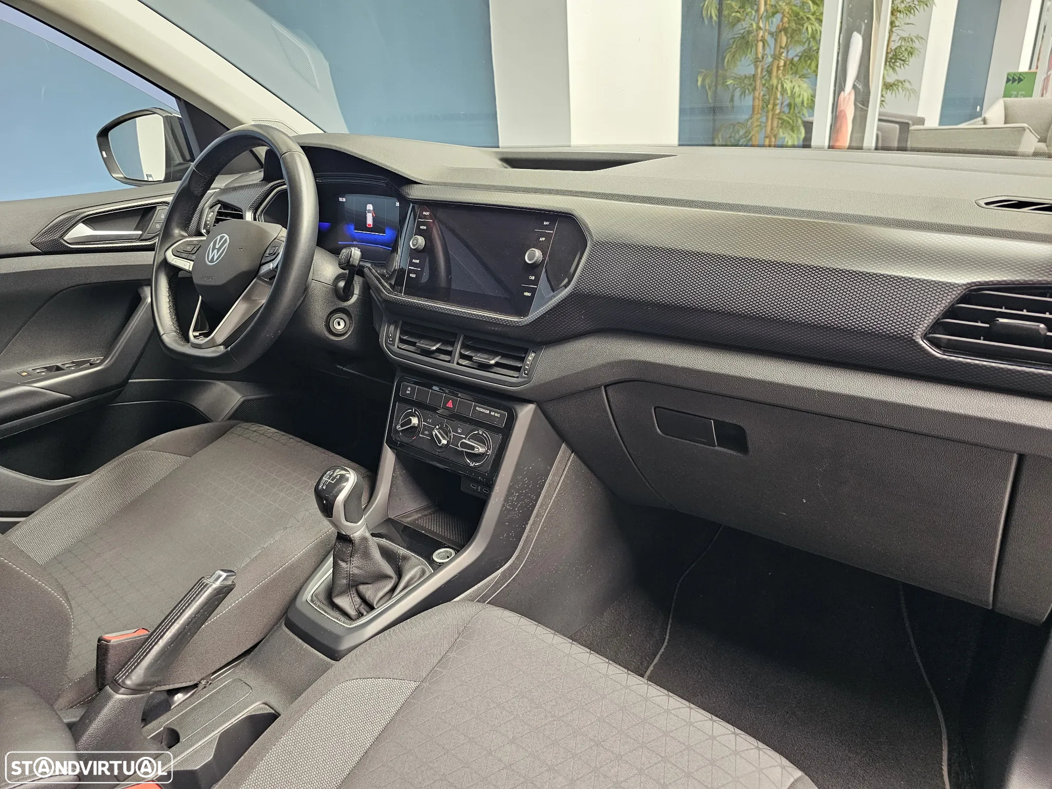 VW T-Cross 1.0 TSI Life - 8