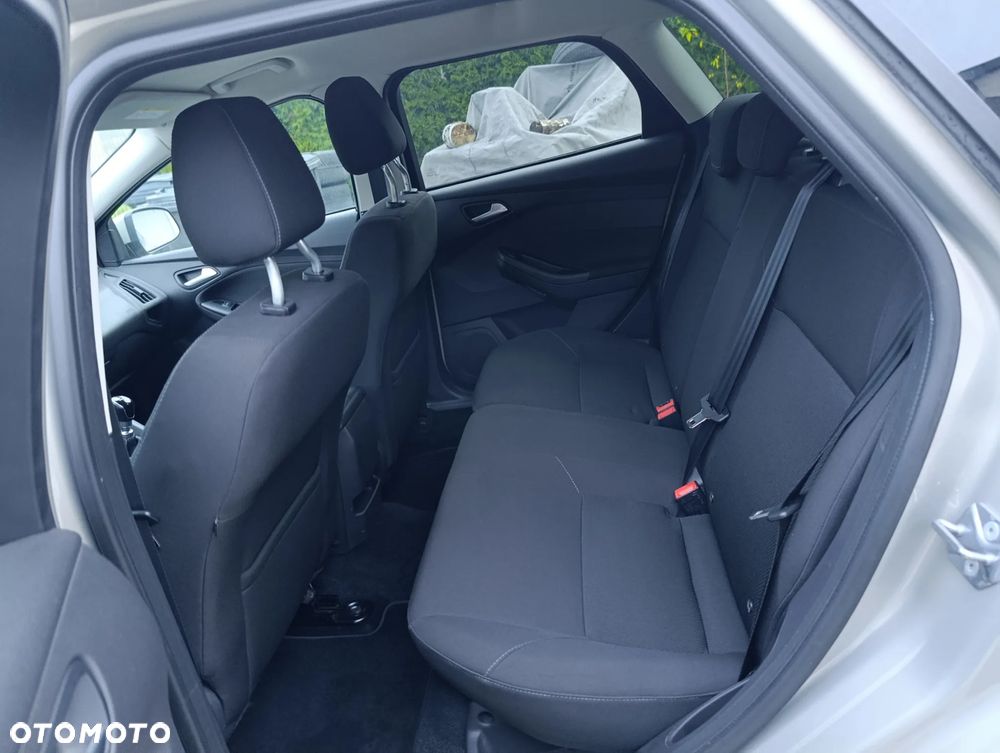 Ford Focus - 14