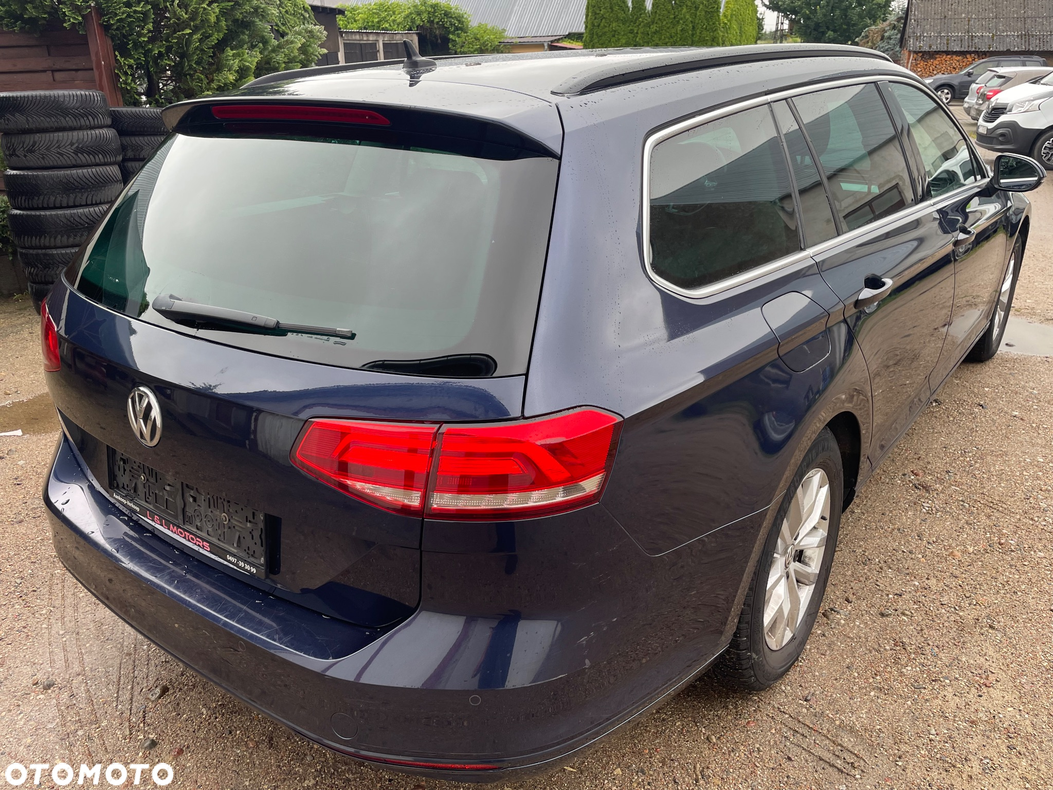 Volkswagen Passat Variant 1.6 TDI SCR DSG Trendline - 14