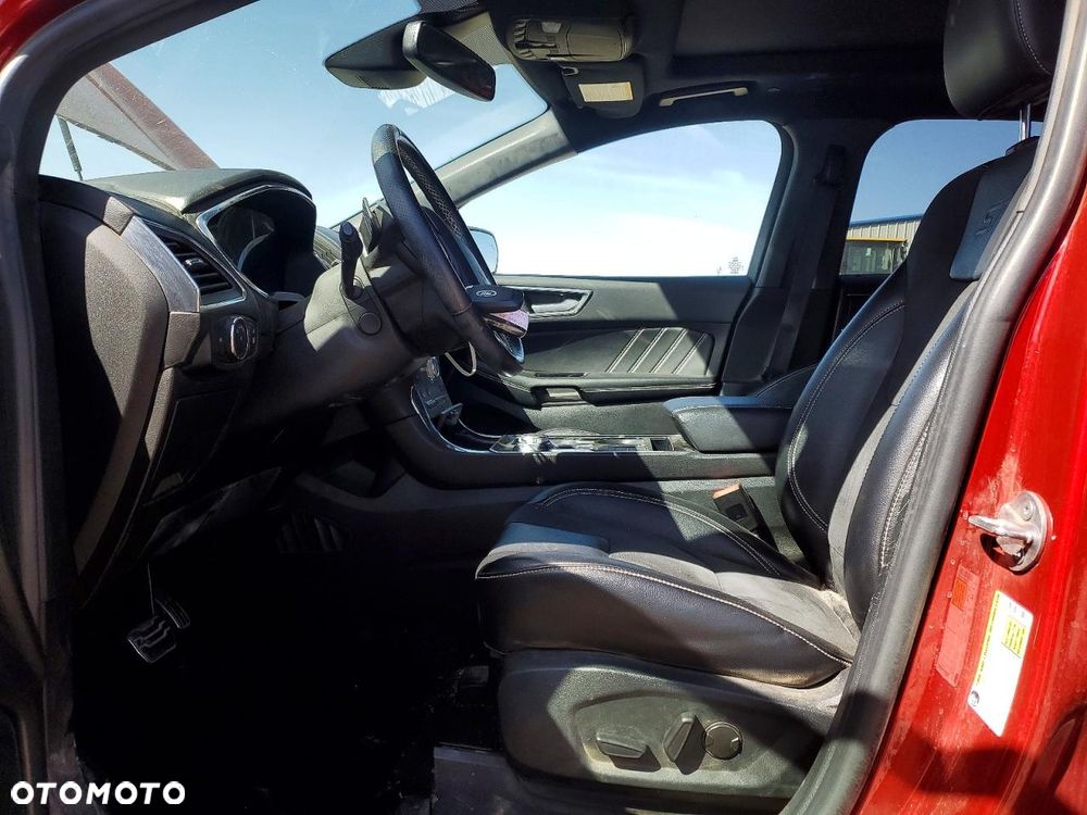 Ford Edge - 6