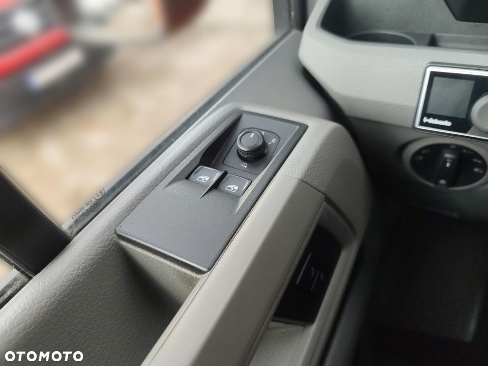 Volkswagen Crafter 35 Podwójna kabina - 15