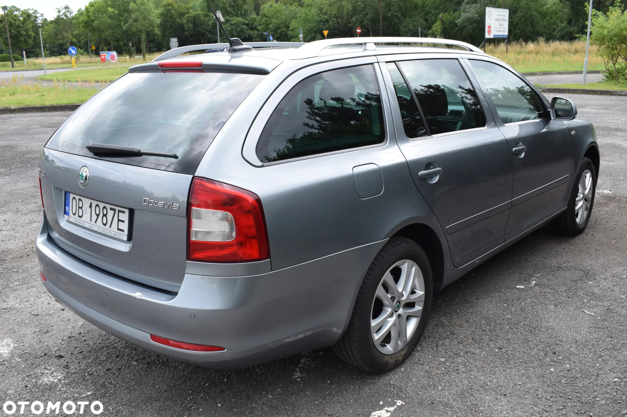 Skoda Octavia Combi 2.0 TDI DPF DSG 4x4 AllDrive - 5