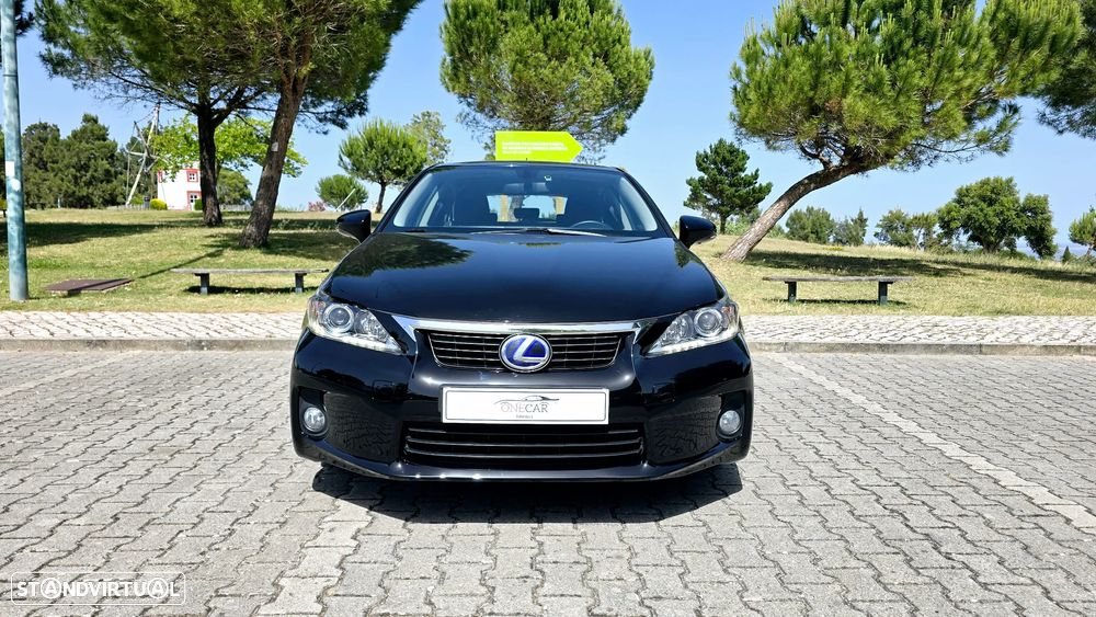 Lexus CT 200h 09 P.Dynamic - 14
