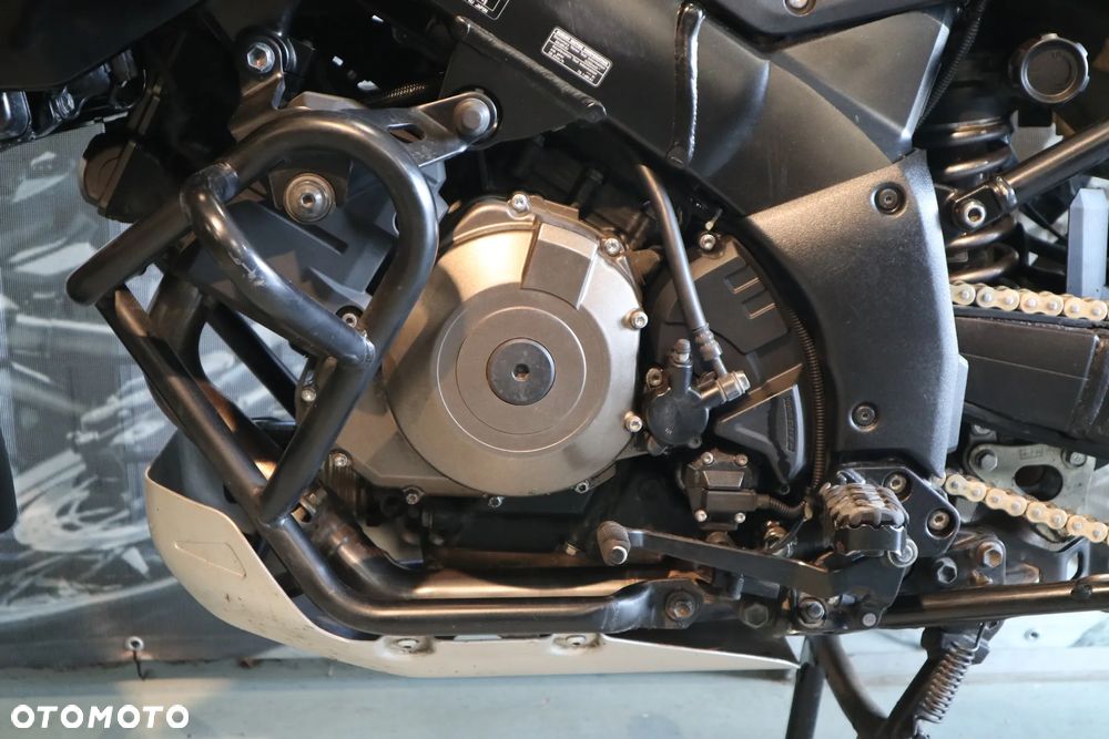 Suzuki V-STROM - 9
