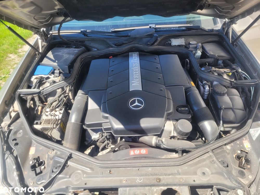 Mercedes-Benz CLS 500 - 33