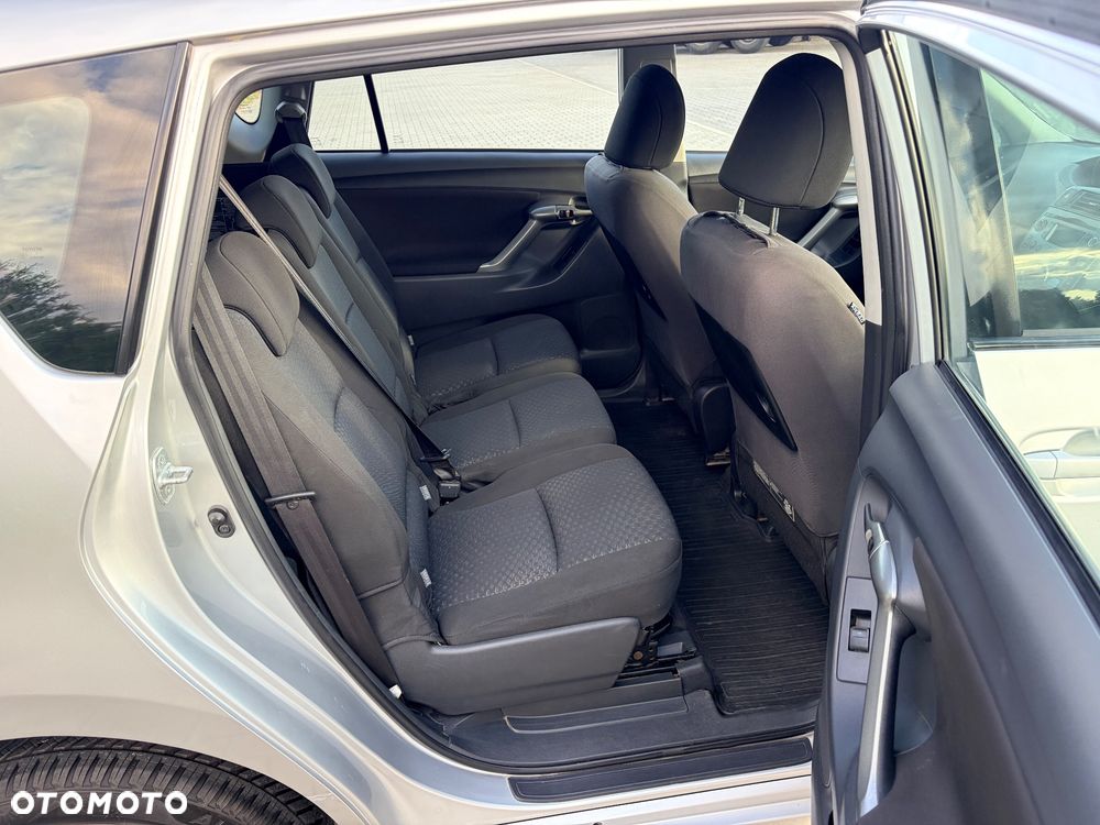 Toyota Verso 2.0 D-4D Life - 12