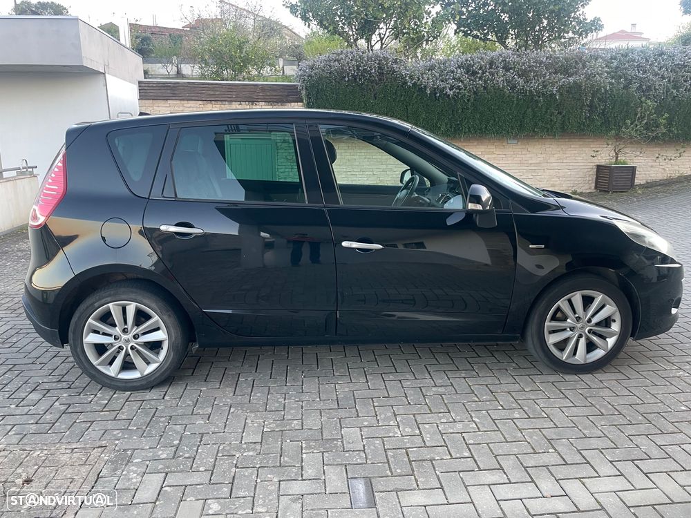 Renault Scénic 1.6 DCi Bose Edition - 12