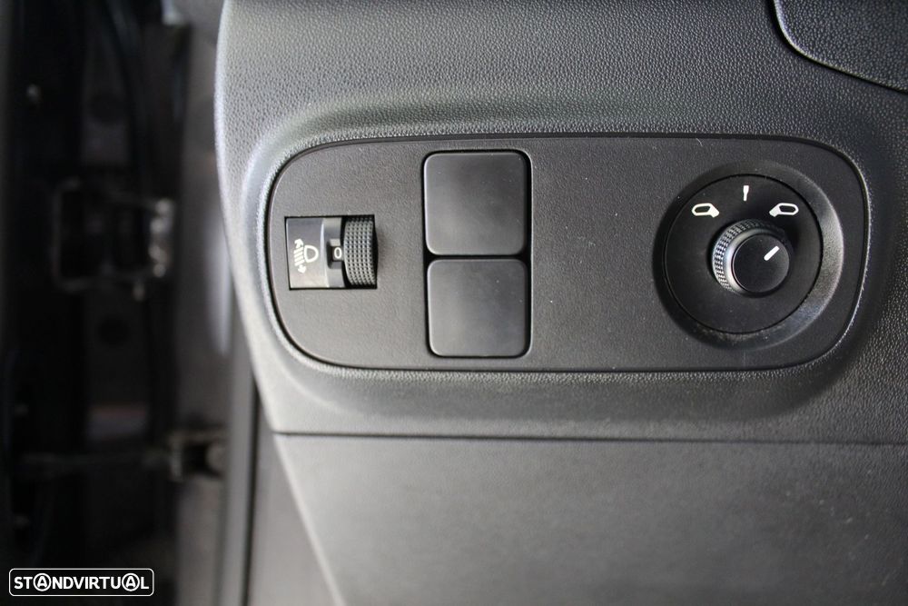 Citroën C3 1.2 PureTech Plus - 13