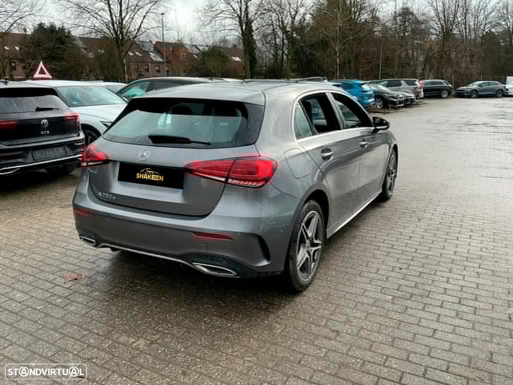 Mercedes-Benz A 250 e AMG Line - 2