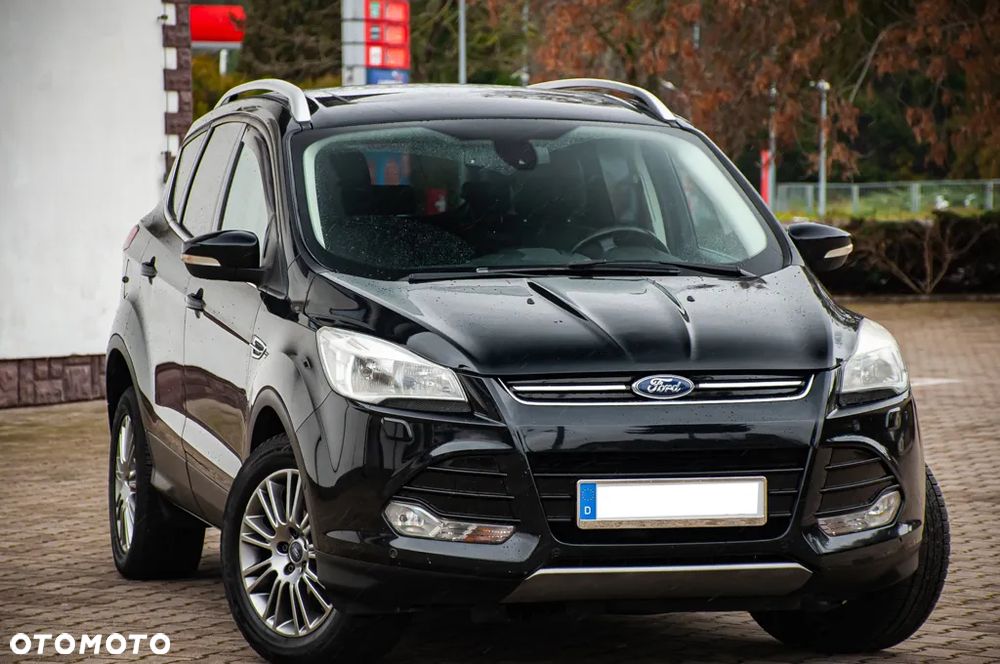 Ford Kuga 1.6 EcoBoost 2x4 Titanium - 9