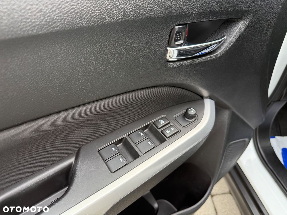 Suzuki Vitara 1.6 DDiS (4x4) Allgrip Comfort+ - 18