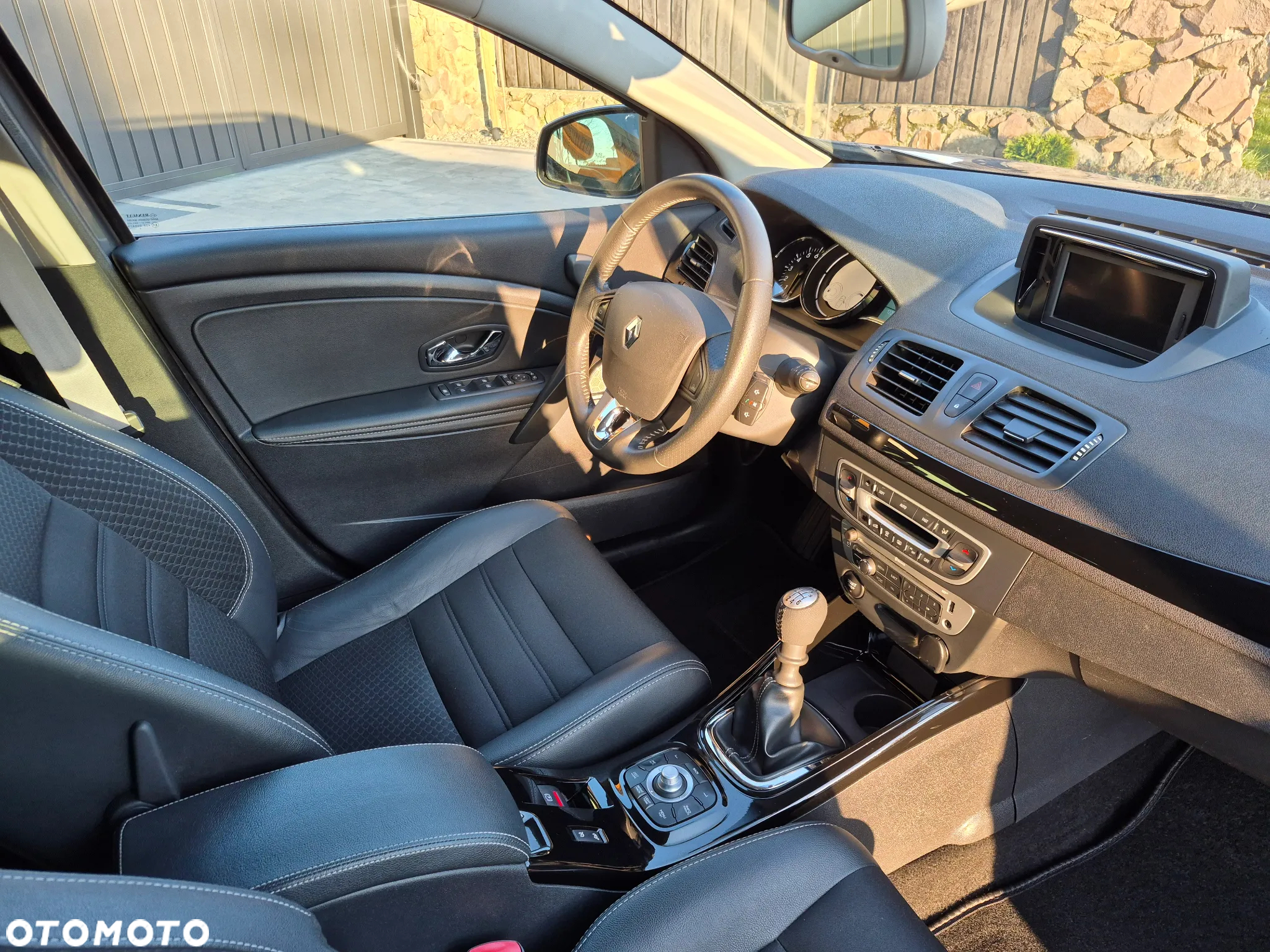 Renault Megane Grandtour ENERGY TCe 130 Start & Stop Bose Edition - 20
