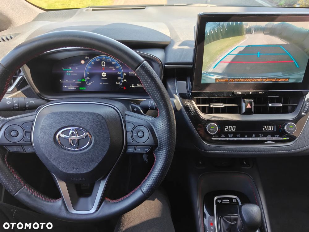 Toyota Corolla - 10