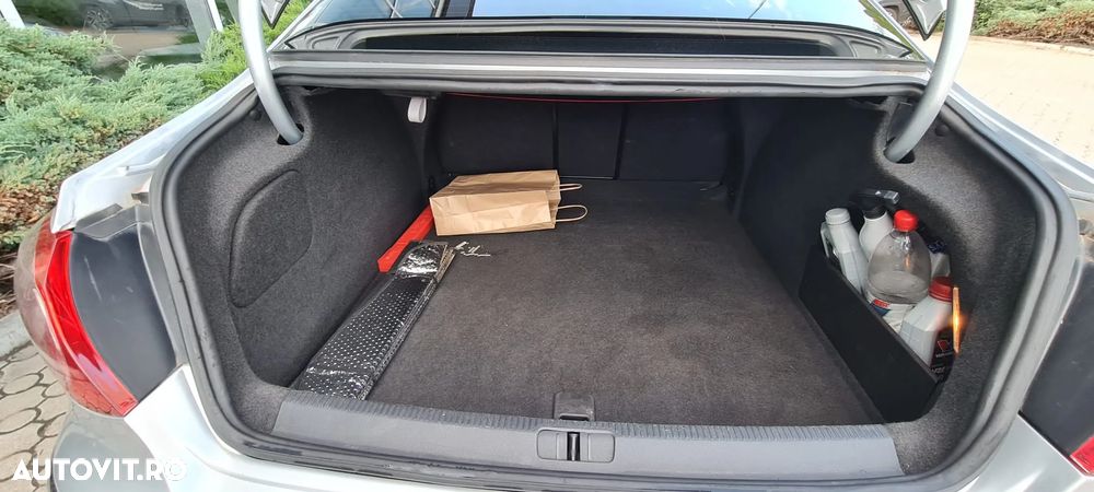 Volkswagen Passat CC 1.8 TSI - 10