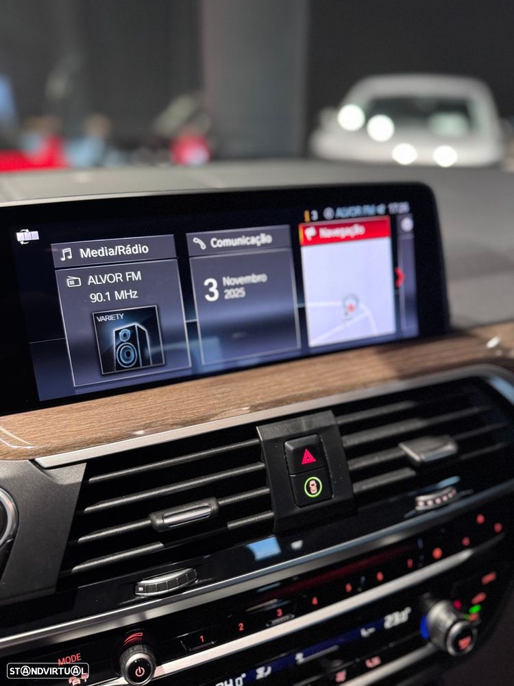 BMW X3 20 d xDrive Line Luxury - 42