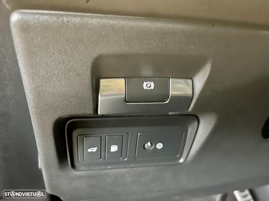 Land Rover Range Rover Evoque P300e R-Dynamic - 20