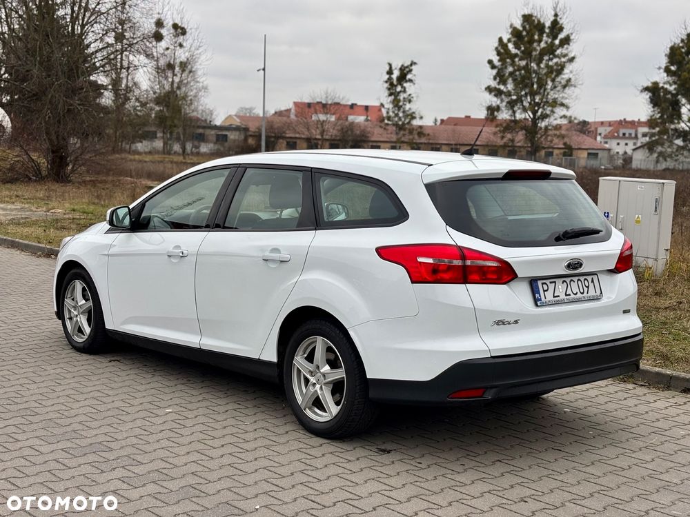 Ford Focus 1.0 EcoBoost Edition - 5