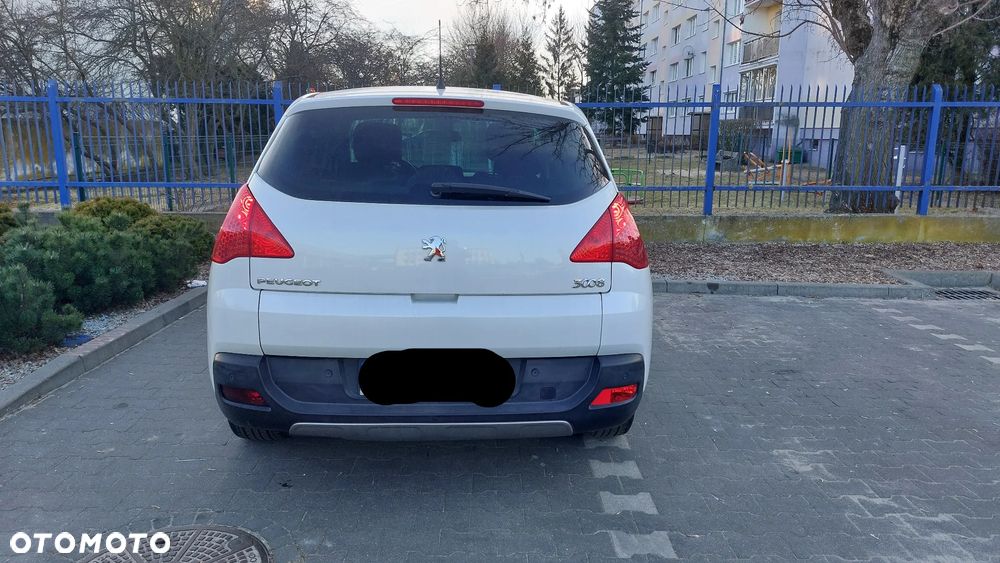 Peugeot 3008 155 THP Premium - 4