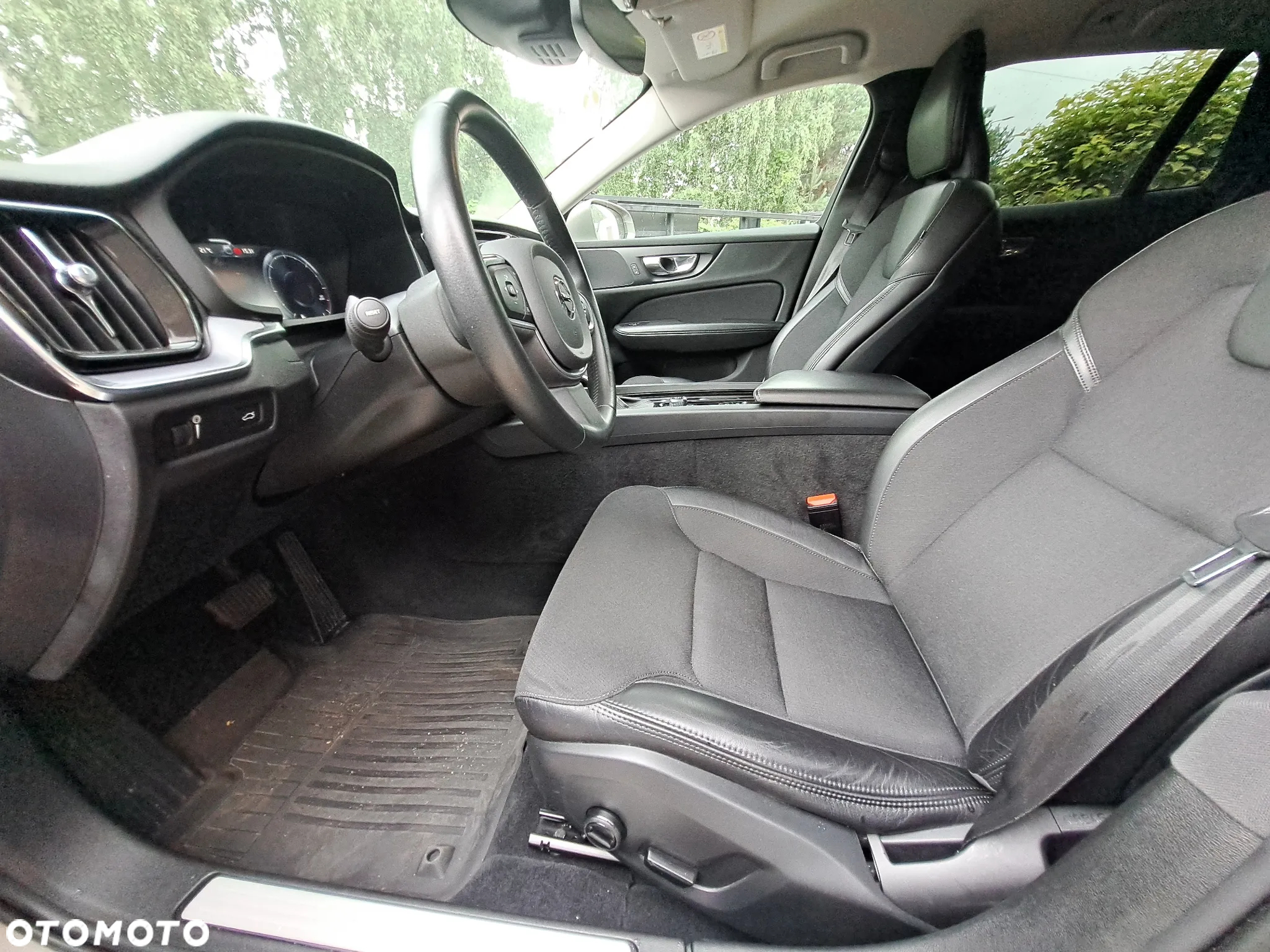 Volvo V60 D3 Momentum - 11