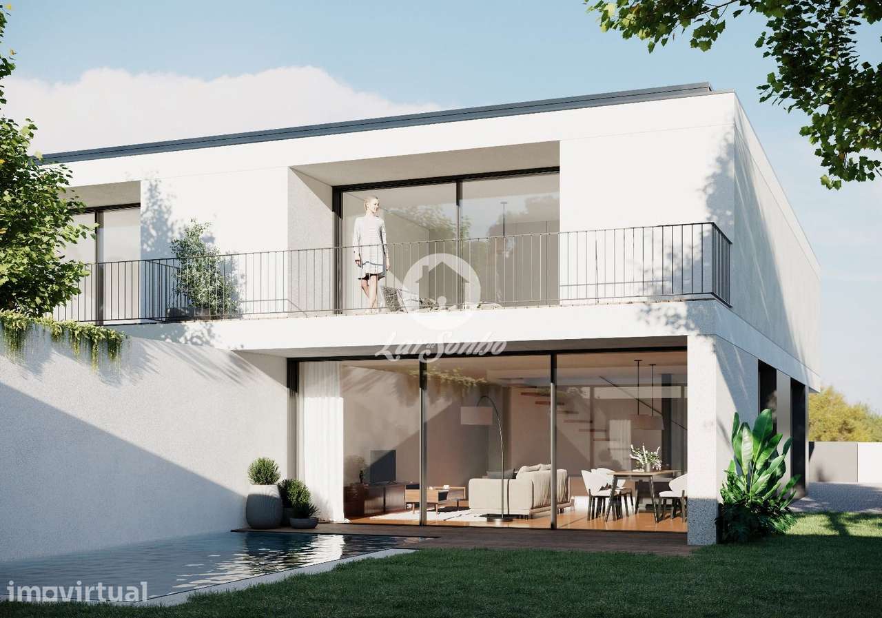 Lote para moradia individual com 327,8m2 em Macieira da Maia, Vila ... - Grande imagem: 4/13