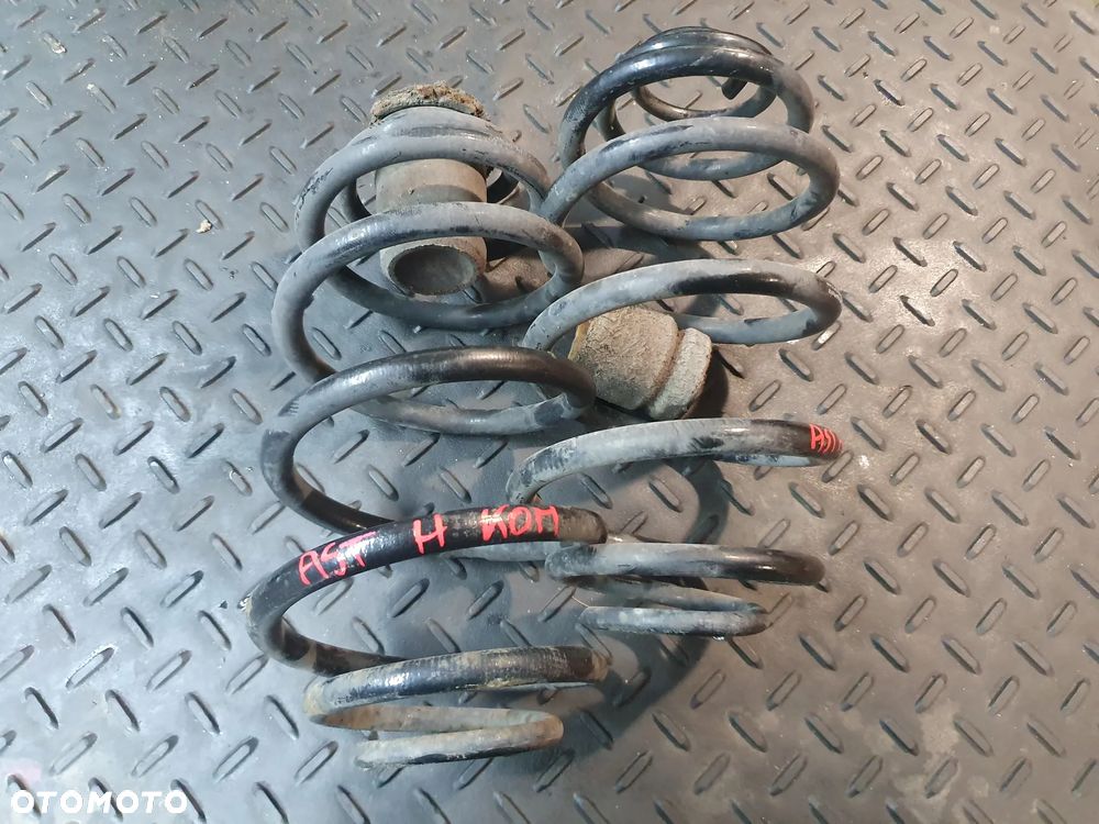 OPEL ASTRA H III SPRĘŻYNY ZAWIESZENIA TYŁ  KOMPLET KOMBI - 1