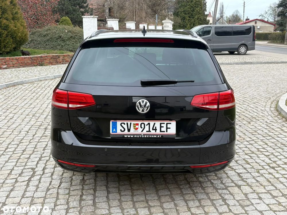 Volkswagen Passat 2.0 TDI (BlueMotion Technology) Highline - 8