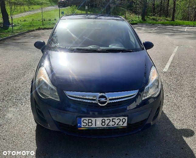 Opel Corsa 1.2 16V Essentia - 4