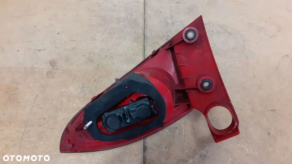 Lampa tył tylna  prawa SEAT LEON II 2 - 2