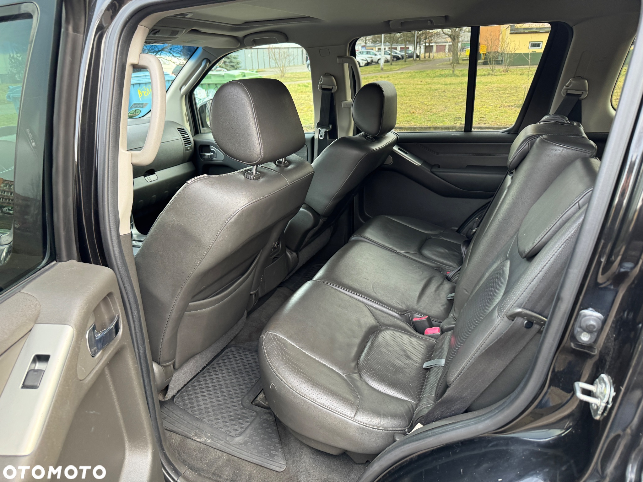 Nissan Pathfinder 2.5 D Platinum - 11