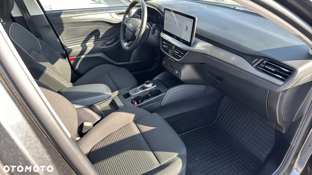 Ford Focus 1.5 EcoBlue Titanium - 28