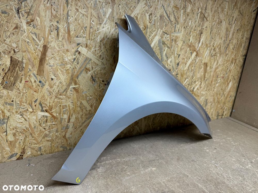 BŁOTNIK PRZÓD PRAWY PRZEDNI PRAWY VOLKSWAGEN GOLF VII LIFT SREBRNY 5G0821106B LA7W - 2