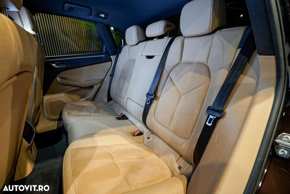 Porsche Macan - 21