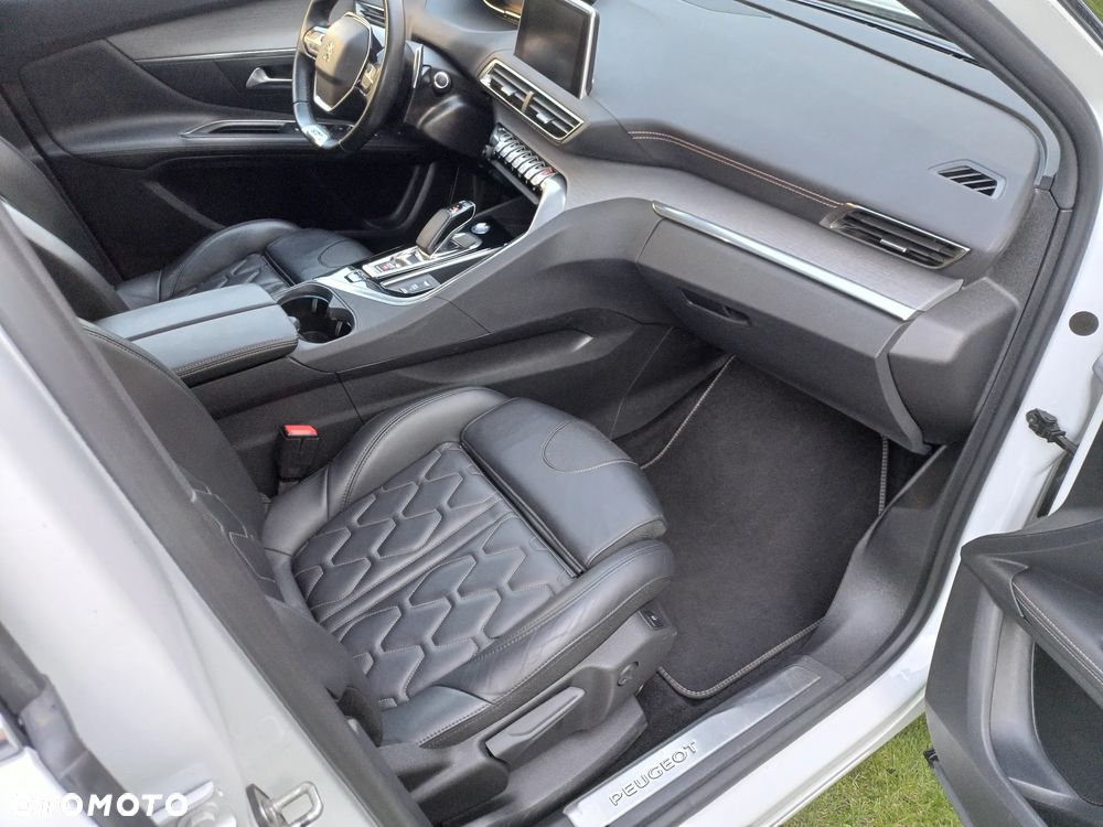 Peugeot 3008 1.6 PureTech Hybrid4 PHEV GT S&S EAT8 - 31