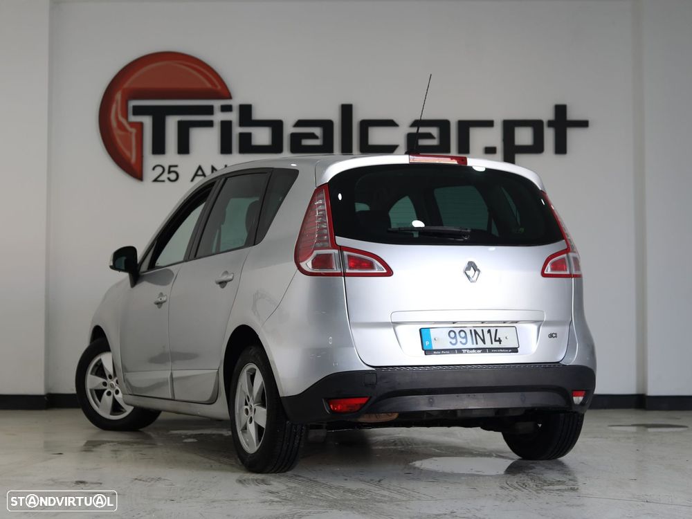 Renault Scénic 1.5 dCi Dynamique S - 2