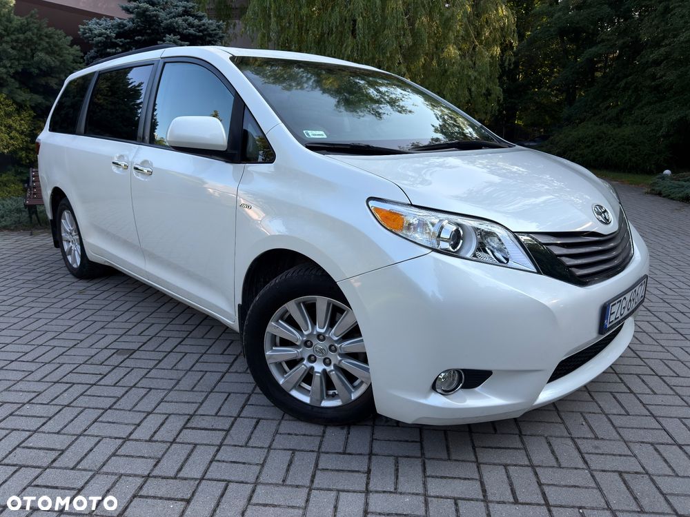 Toyota Sienna 3.5 V6 XLE AWD - 5
