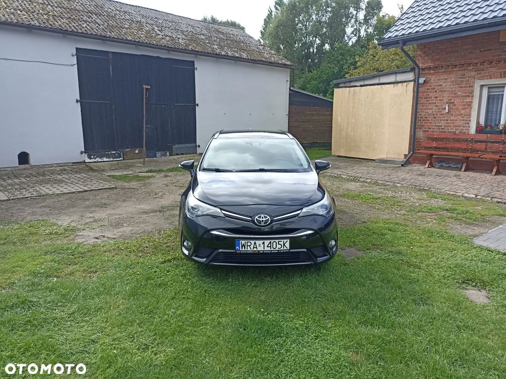 Toyota Avensis Touring Sports 1.8 Multidrive S Edition-S - 4